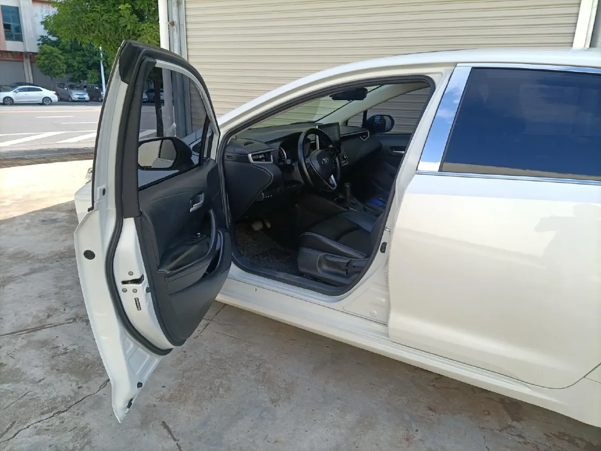 2021 Toyota Corolla 1.2T 116HP L4 CVT,autocango,china used car exporter,china ev exporter,chinese used car exporter,chinese used ev exporter