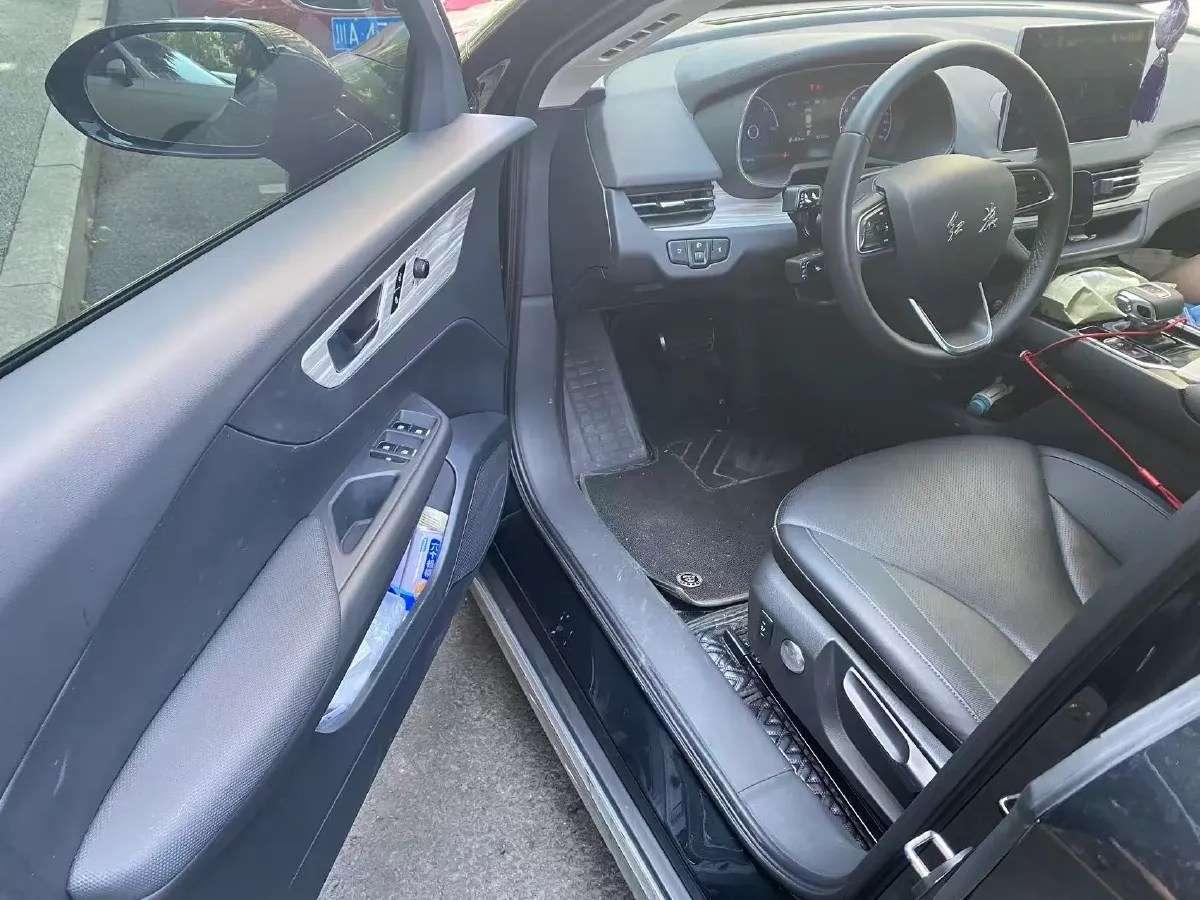 2024 HongQi E-QM5 BEV 72KWH,autocango,china used car exporter,china ev exporter,chinese used car exporter,chinese used ev exporter