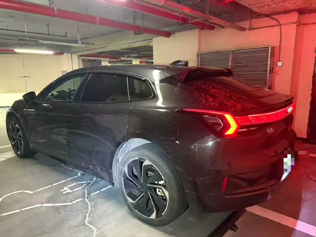 2022 Zeekr 001 BEV 100KWH,autocango,china used car exporter,china ev exporter,chinese used car exporter,chinese used ev exporter