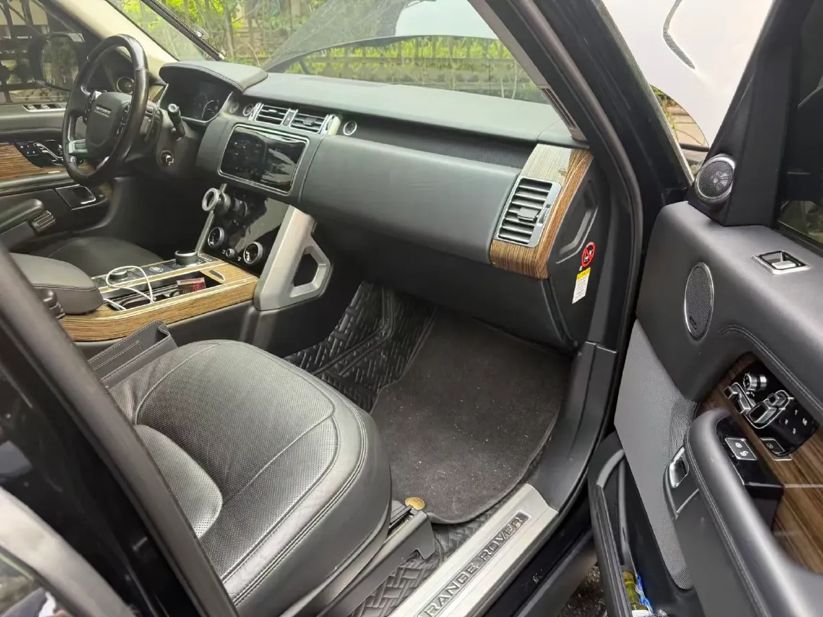 2018 Land Rover Range Rover 3.0T 381HP V6 8AT,autocango,china used car exporter,china ev exporter,chinese used car exporter,chinese used ev exporter