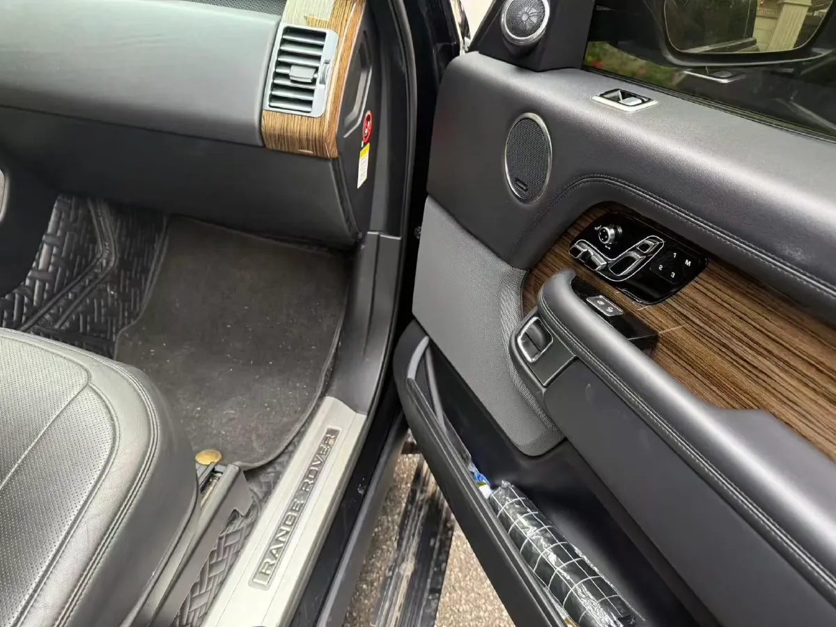 2018 Land Rover Range Rover 3.0T 381HP V6 8AT,autocango,china used car exporter,china ev exporter,chinese used car exporter,chinese used ev exporter