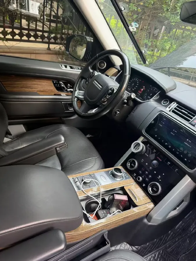 2018 Land Rover Range Rover 3.0T 381HP V6 8AT,autocango,china used car exporter,china ev exporter,chinese used car exporter,chinese used ev exporter