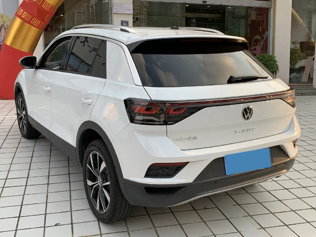 2025 Volkswagen T-Roc 1.4T 150HP L4 7DCT,autocango,china used car exporter,china ev exporter,chinese used car exporter,chinese used ev exporter