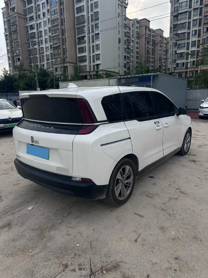 2022 JMC YuHu 7 2.0T 141HP L4 8AT,autocango,china used car exporter,china ev exporter,chinese used car exporter,chinese used ev exporter