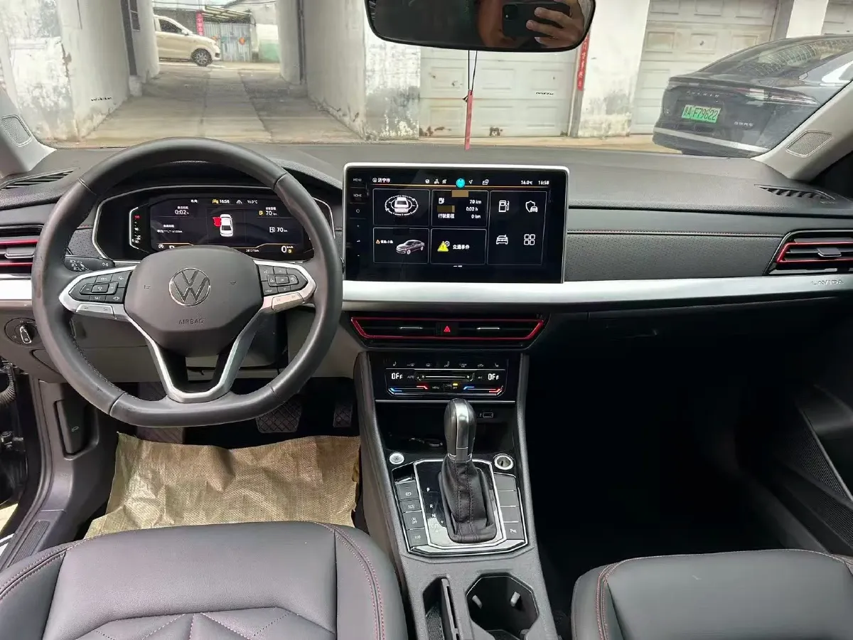 2024 Volkswagen Lavida 1.5T 160HP L4 7DCT,autocango,china used car exporter,china ev exporter,chinese used car exporter,chinese used ev exporter