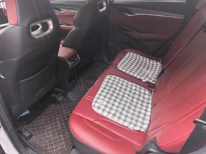 2022 ChangAn CS75 Plus 1.5T 178HP L4 6AT,autocango,china used car exporter,china ev exporter,chinese used car exporter,chinese used ev exporter