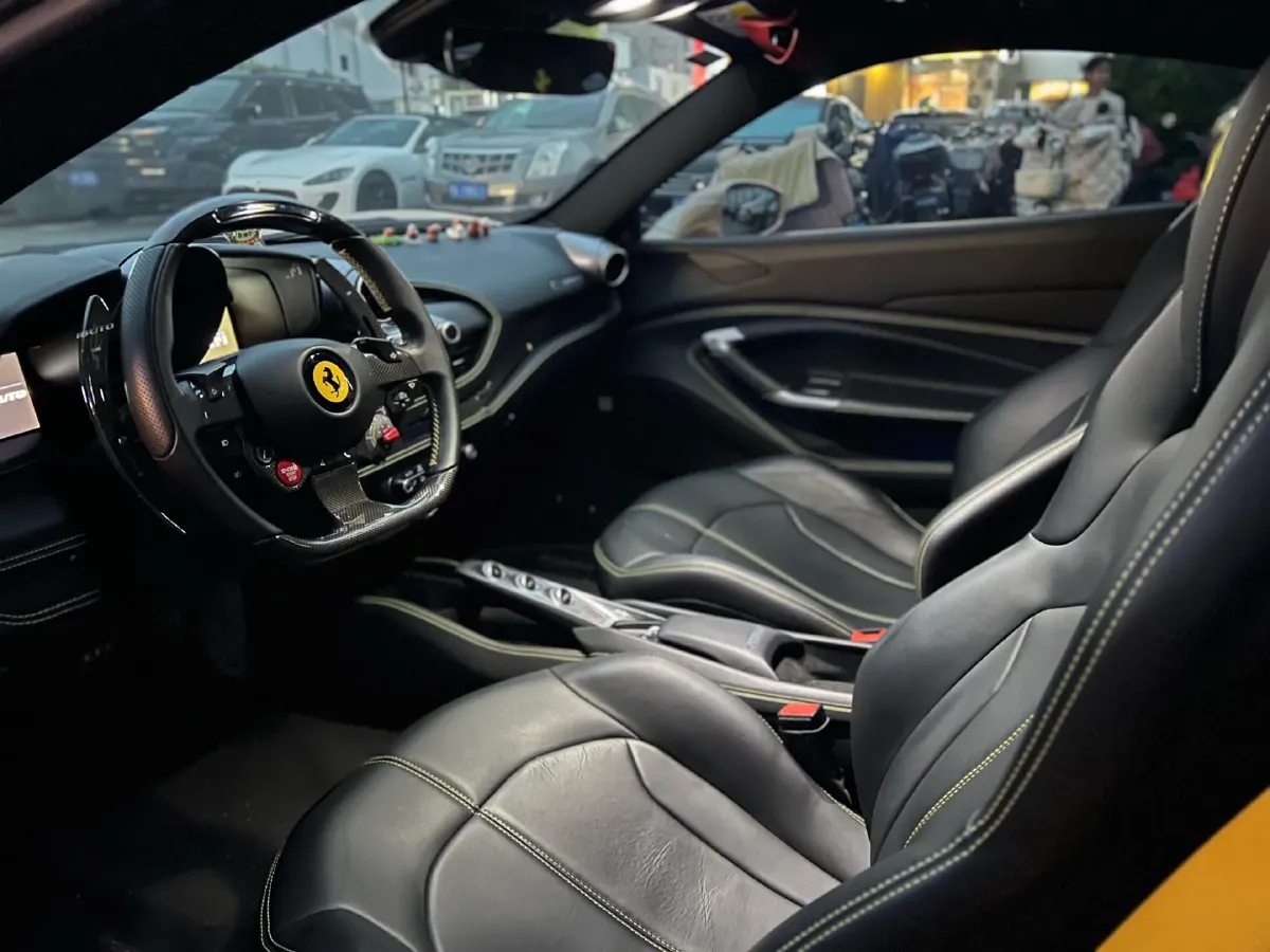 2019 Aston Martin DB11 5.2T 639HP V12 8AT,autocango,china used car exporter,china ev exporter,chinese used car exporter,chinese used ev exporter