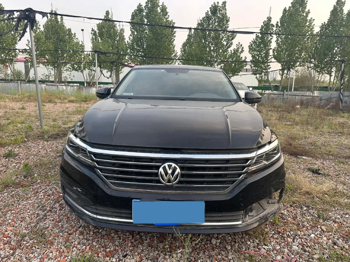 2018 Skoda Karoq 1.4T 150HP L4 7DCT,autocango,china used car exporter,china ev exporter,chinese used car exporter,chinese used ev exporter