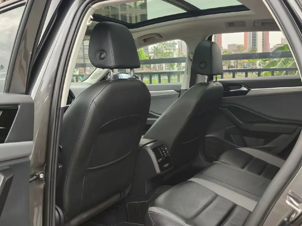 2021 Volkswagen Sagitar 1.4T 150HP L4 7DCT,autocango,china used car exporter,china ev exporter,chinese used car exporter,chinese used ev exporter