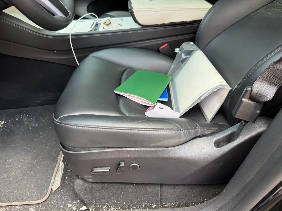 2022 Tesla Model Y BEV 60KWH,autocango,china used car exporter,china ev exporter,chinese used car exporter,chinese used ev exporter