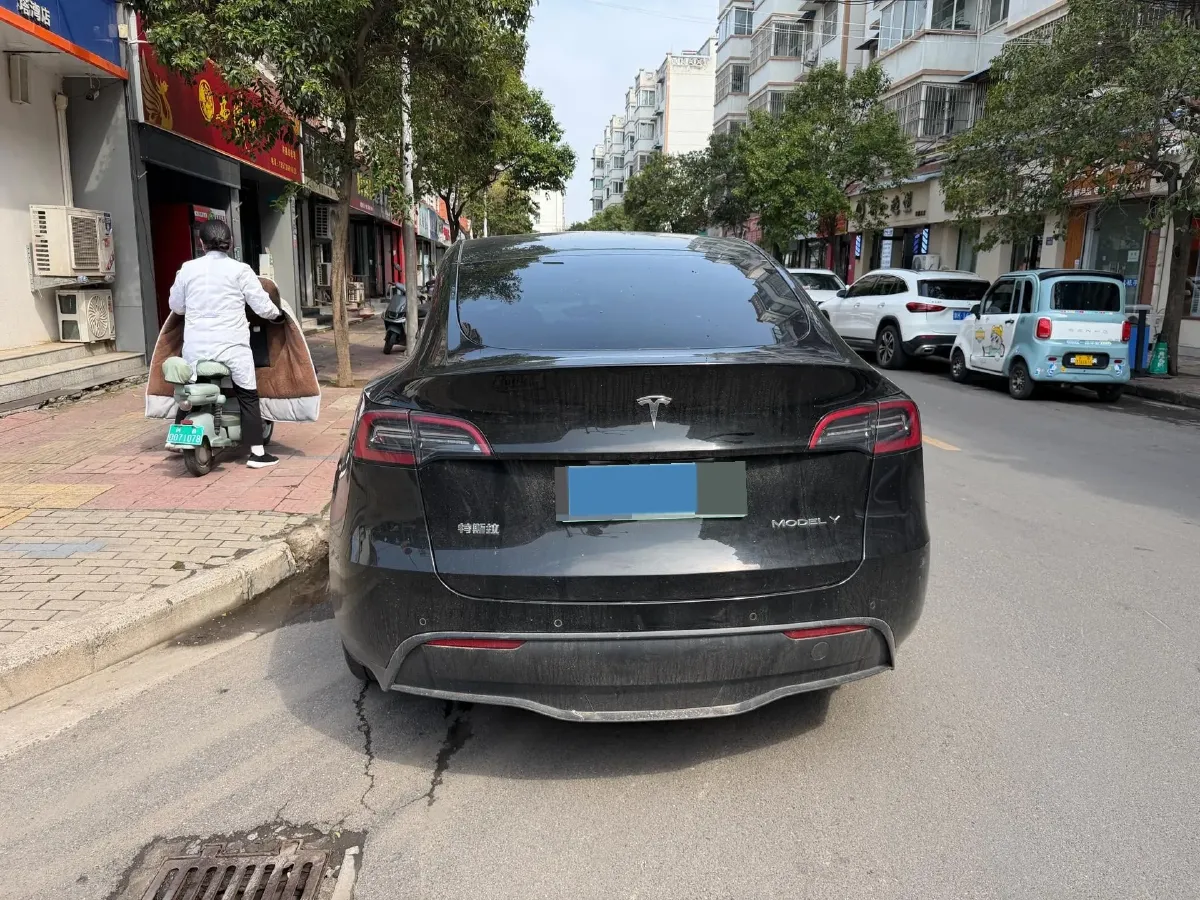 2022 Tesla Model Y BEV 60KWH,autocango,china used car exporter,china ev exporter,chinese used car exporter,chinese used ev exporter