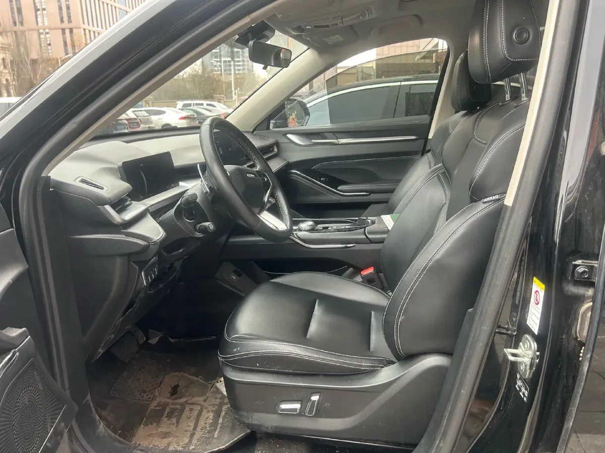 2021 Haval H6 1.5T 169HP L4 7DCT,autocango,china used car exporter,china ev exporter,chinese used car exporter,chinese used ev exporter