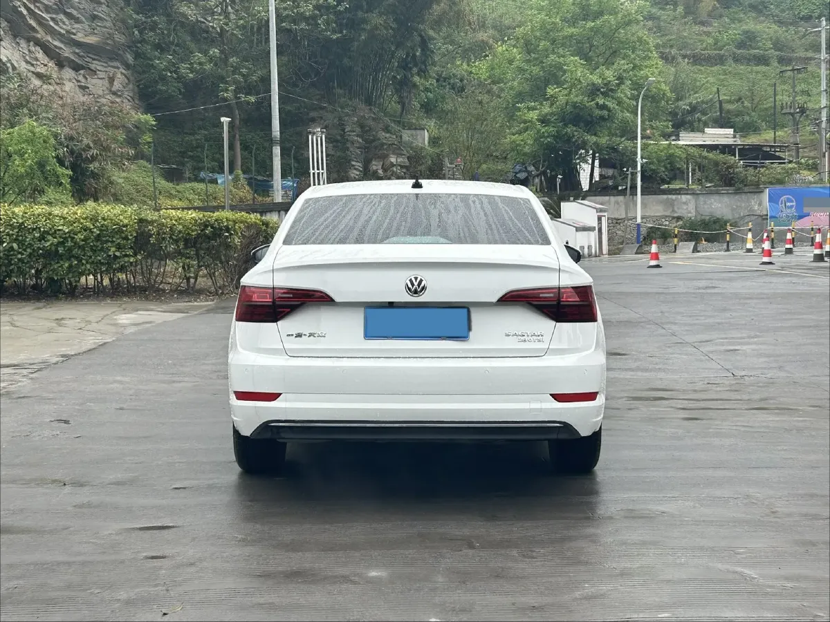 2021 Volkswagen Sagitar 1.4T 150HP L4 7DCT,autocango,china used car exporter,china ev exporter,chinese used car exporter,chinese used ev exporter