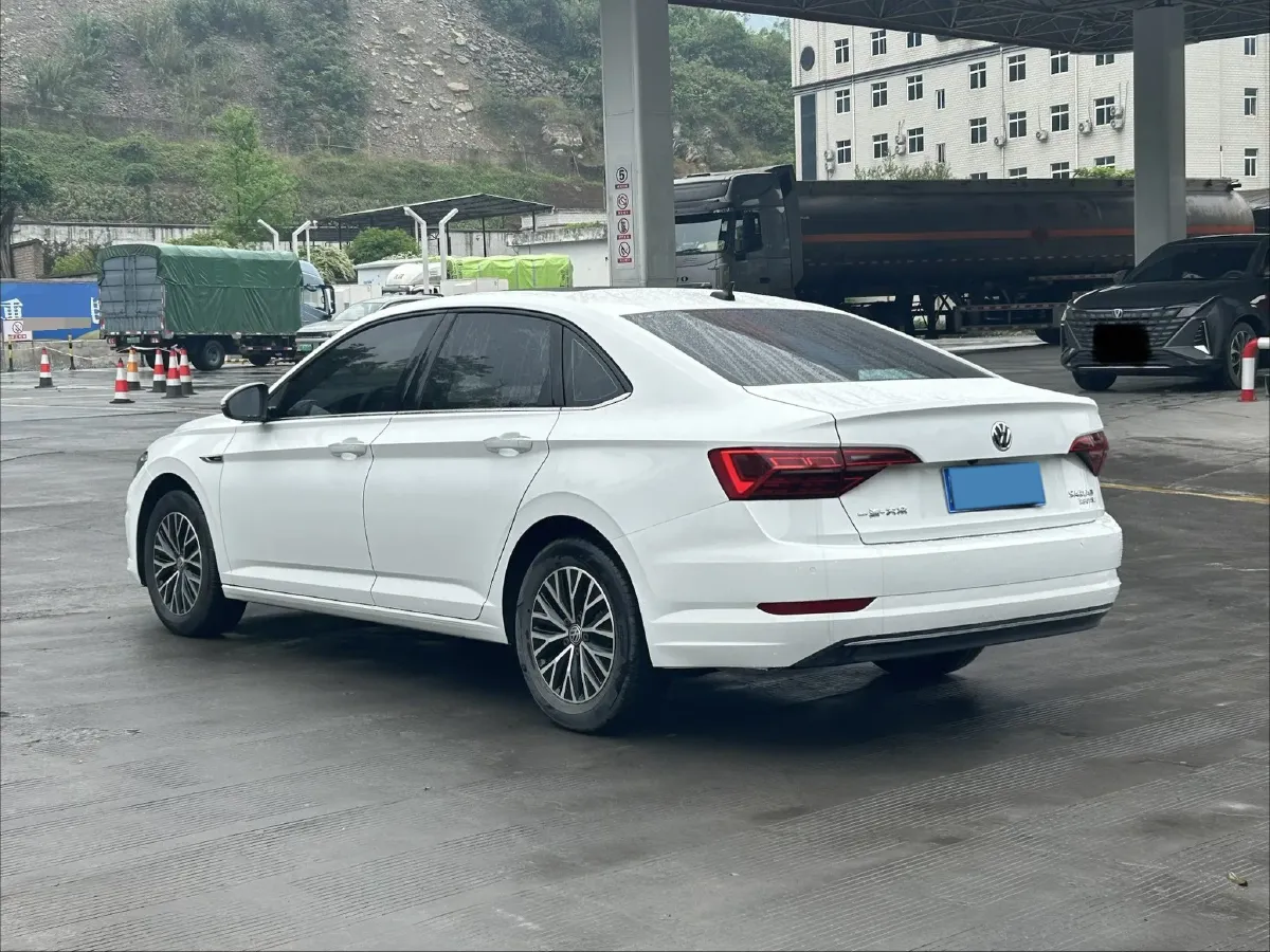 2021 Volkswagen Sagitar 1.4T 150HP L4 7DCT,autocango,china used car exporter,china ev exporter,chinese used car exporter,chinese used ev exporter