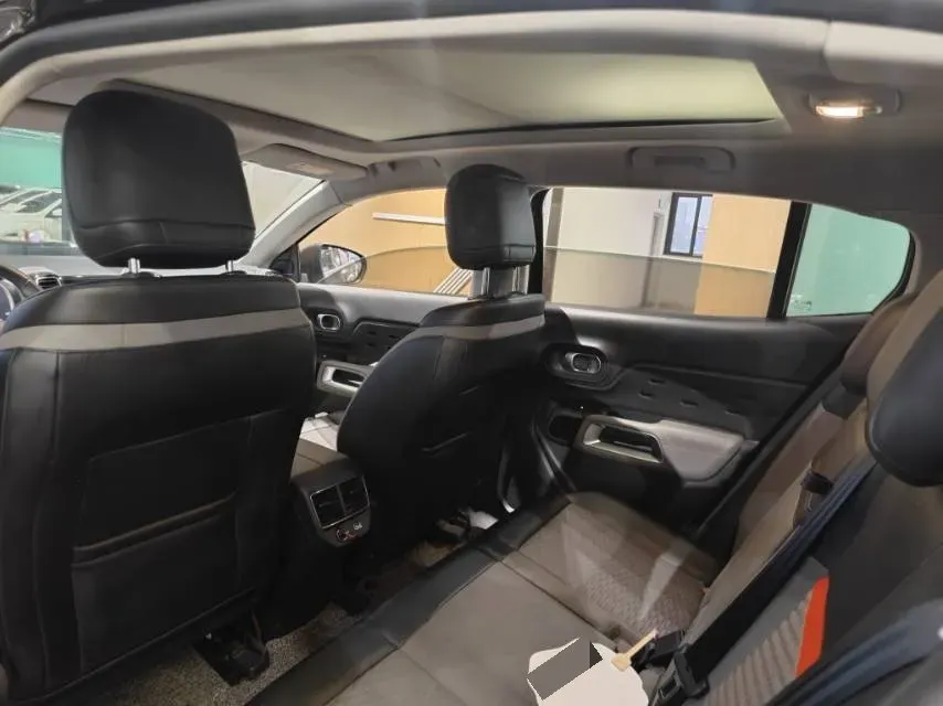 2018 Citroen C5 Aircross 1.6T 167HP L4 6AT,autocango,china used car exporter,china ev exporter,chinese used car exporter,chinese used ev exporter