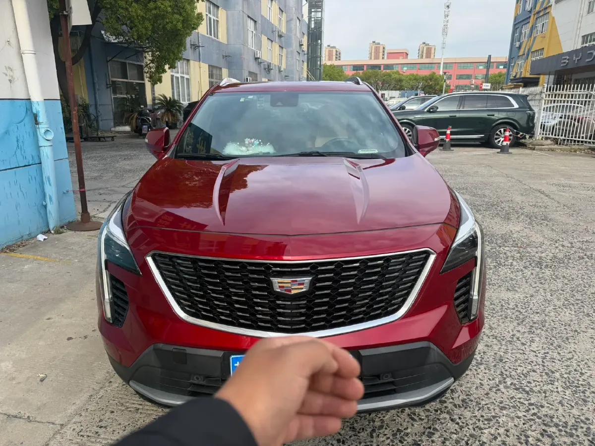2022 Cadillac XT4 2.0T 237HP L4 9AT,autocango,china used car exporter,china ev exporter,chinese used car exporter,chinese used ev exporter