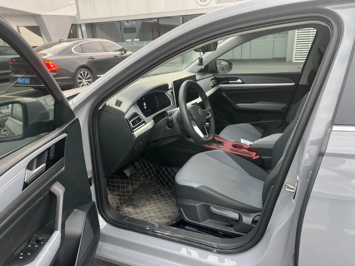 2024 Volkswagen Lavida 1.5L 110HP L4 6AT,autocango,china used car exporter,china ev exporter,chinese used car exporter,chinese used ev exporter