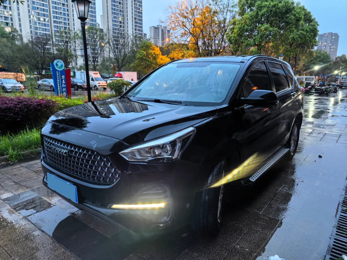 2019 Haval M6 1.5T 150HP L4 7DCT,autocango,china used car exporter,china ev exporter,chinese used car exporter,chinese used ev exporter