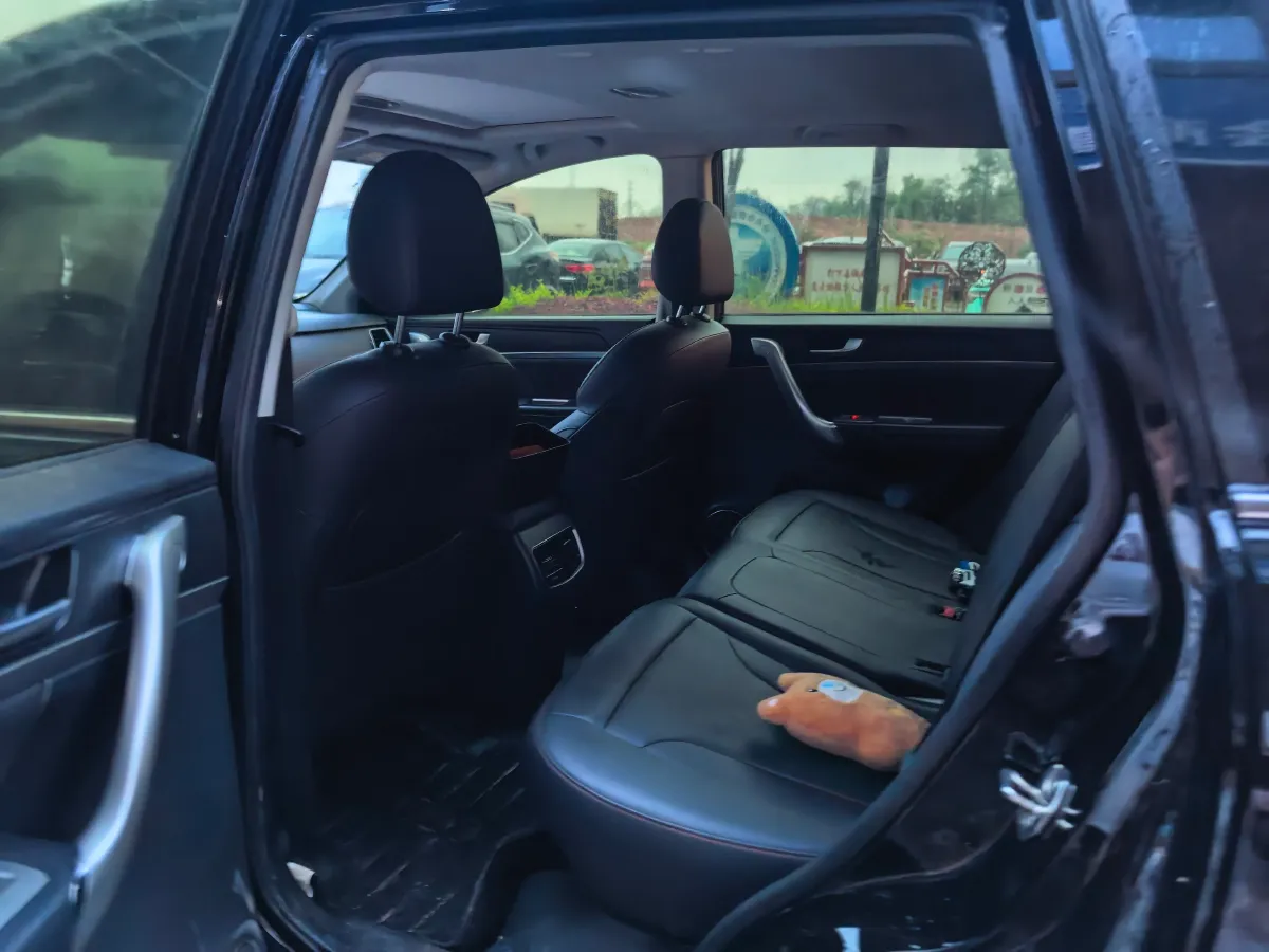 2019 Haval M6 1.5T 150HP L4 7DCT,autocango,china used car exporter,china ev exporter,chinese used car exporter,chinese used ev exporter