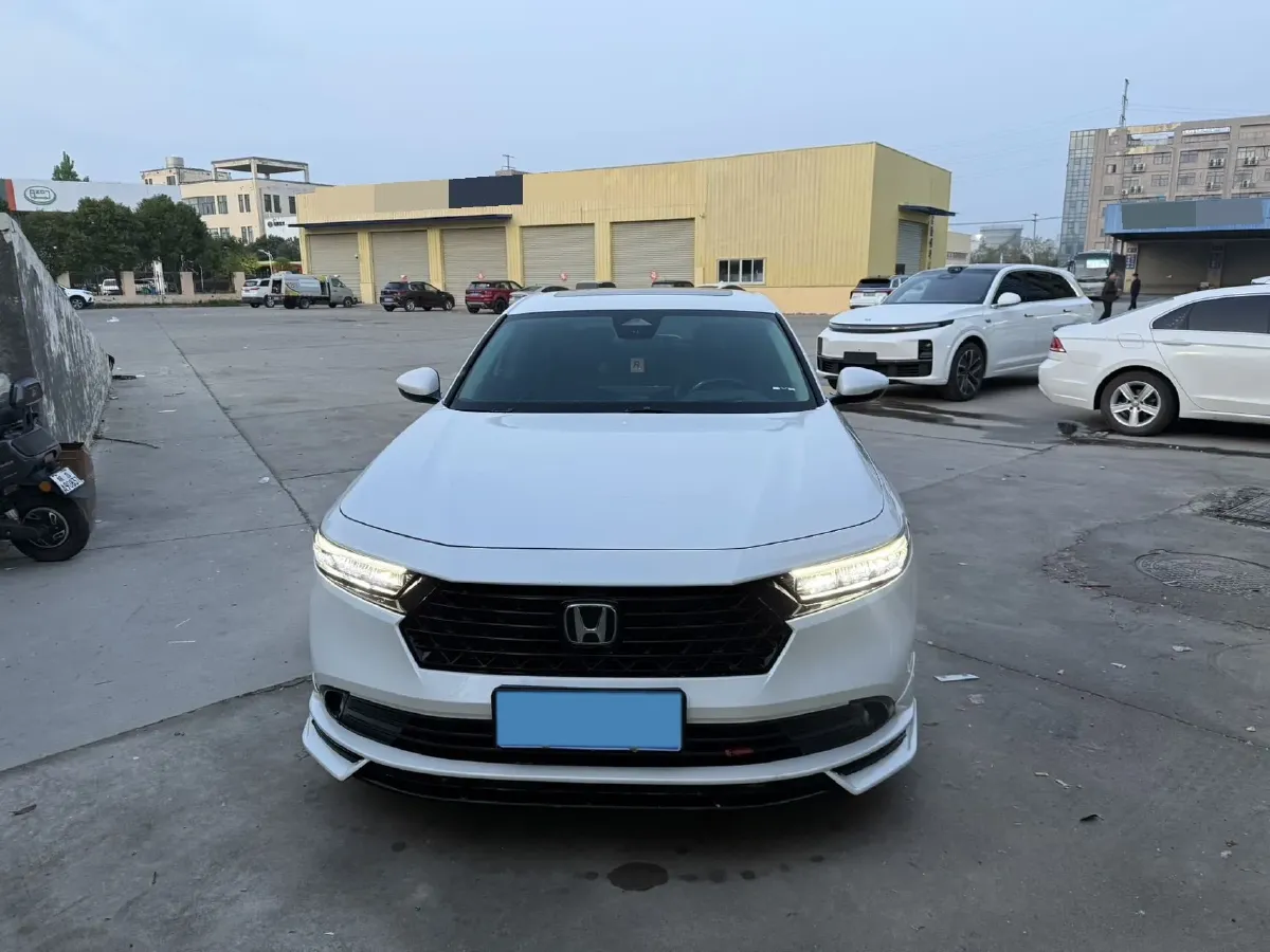 2023 Honda Accord 1.5T 192HP L4 CVT,autocango,china used car exporter,china ev exporter,chinese used car exporter,chinese used ev exporter