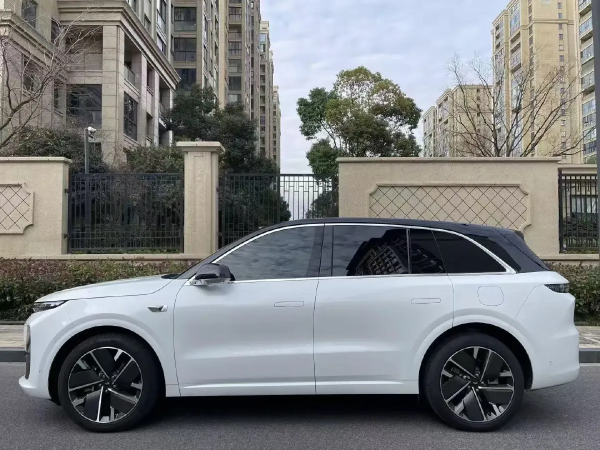 2024 Li L6 Range Extended 154HP L4 REEV 36.8KWH,autocango,china used car exporter,china ev exporter,chinese used car exporter,chinese used ev exporter