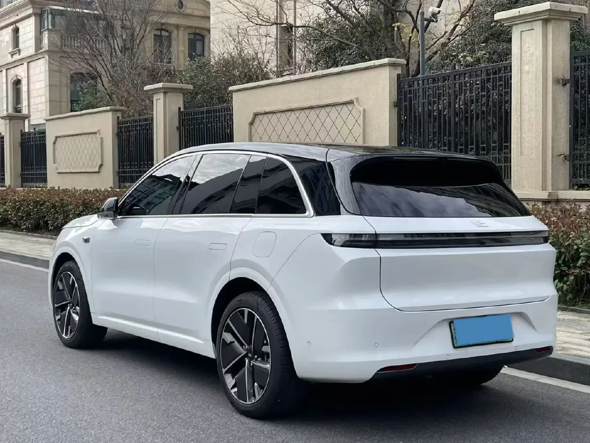 2024 Li L6 Range Extended 154HP L4 REEV 36.8KWH,autocango,china used car exporter,china ev exporter,chinese used car exporter,chinese used ev exporter