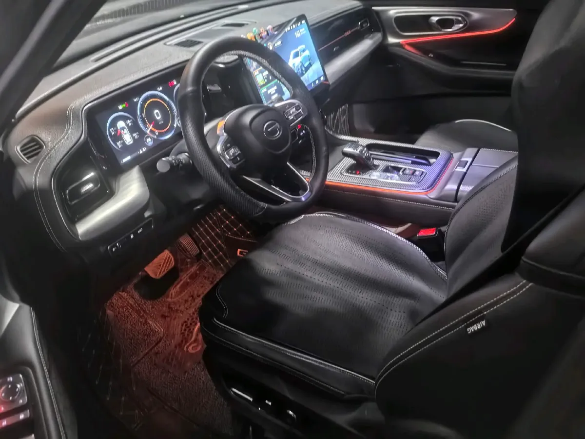 2022 GAC Trumpchi GS8 2.0T 252HP L4 8AT,autocango,china used car exporter,china ev exporter,chinese used car exporter,chinese used ev exporter