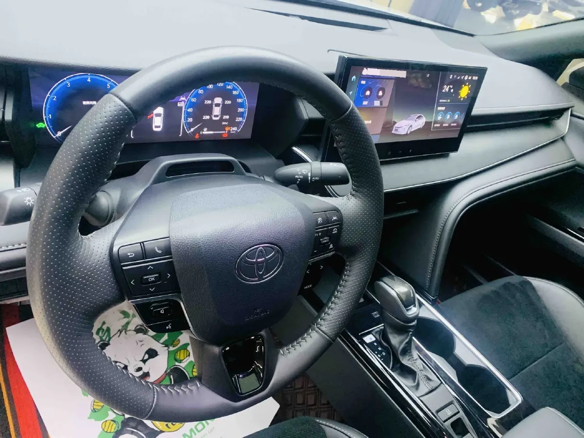 2024 Toyota Camry 2.0L 152HP L4 E-CVT Hybrid,autocango,china used car exporter,china ev exporter,chinese used car exporter,chinese used ev exporter