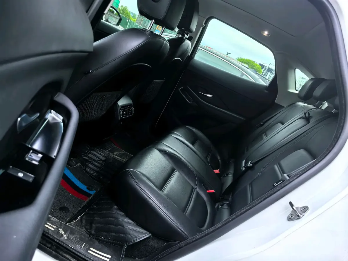 2018 Jaguar XEL 2.0T 200HP L4 8AT,autocango,china used car exporter,china ev exporter,chinese used car exporter,chinese used ev exporter