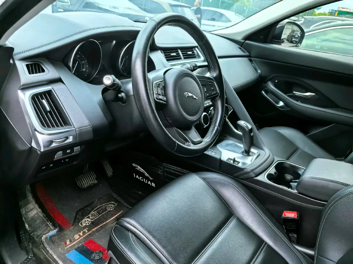 2018 Jaguar XEL 2.0T 200HP L4 8AT,autocango,china used car exporter,china ev exporter,chinese used car exporter,chinese used ev exporter