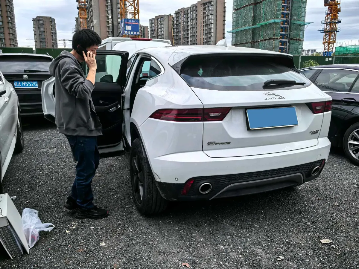 2018 Jaguar XEL 2.0T 200HP L4 8AT,autocango,china used car exporter,china ev exporter,chinese used car exporter,chinese used ev exporter