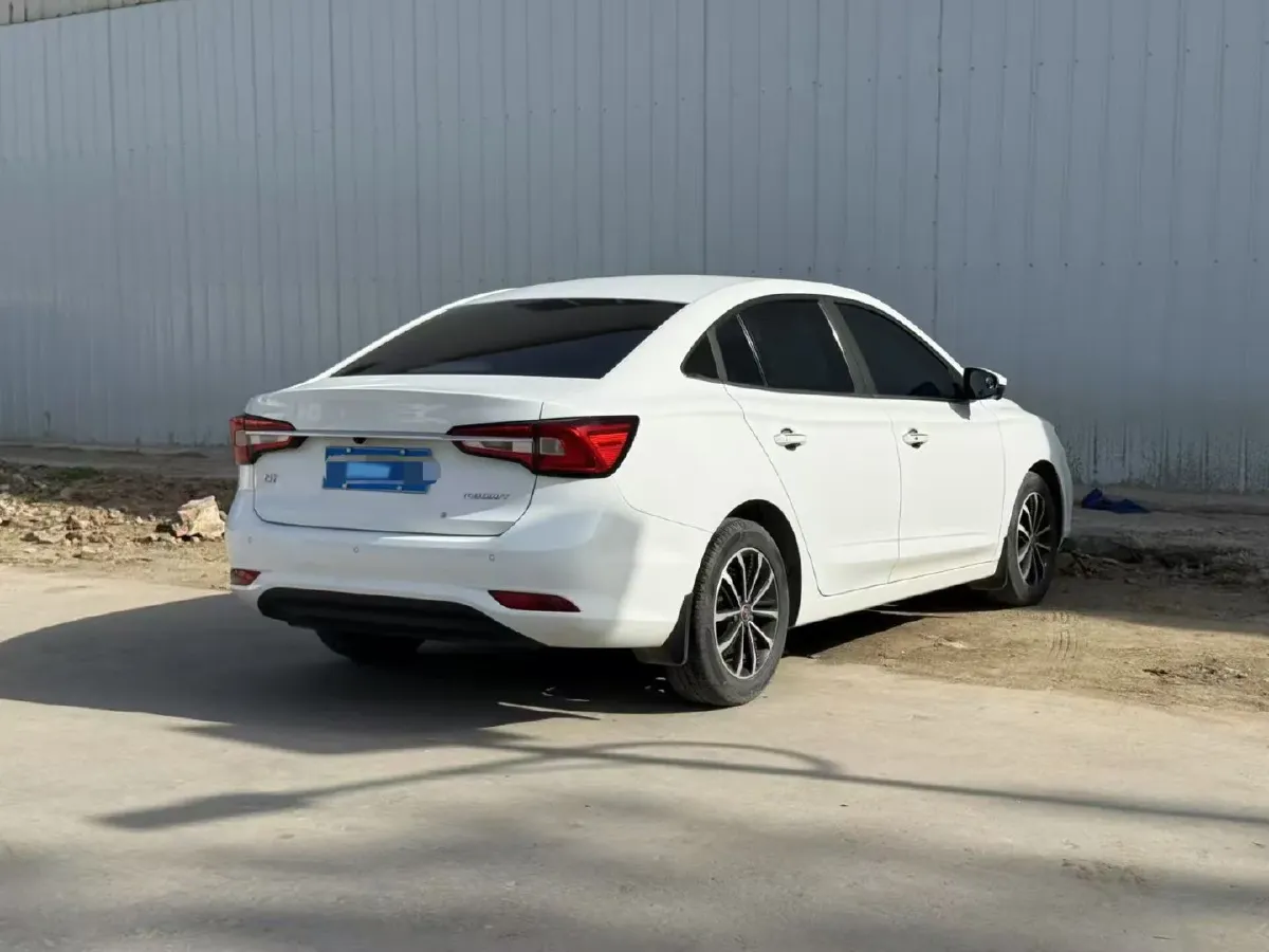 2020 Roewe i5 1.5L 120HP L4 CVT,autocango,china used car exporter,china ev exporter,chinese used car exporter,chinese used ev exporter