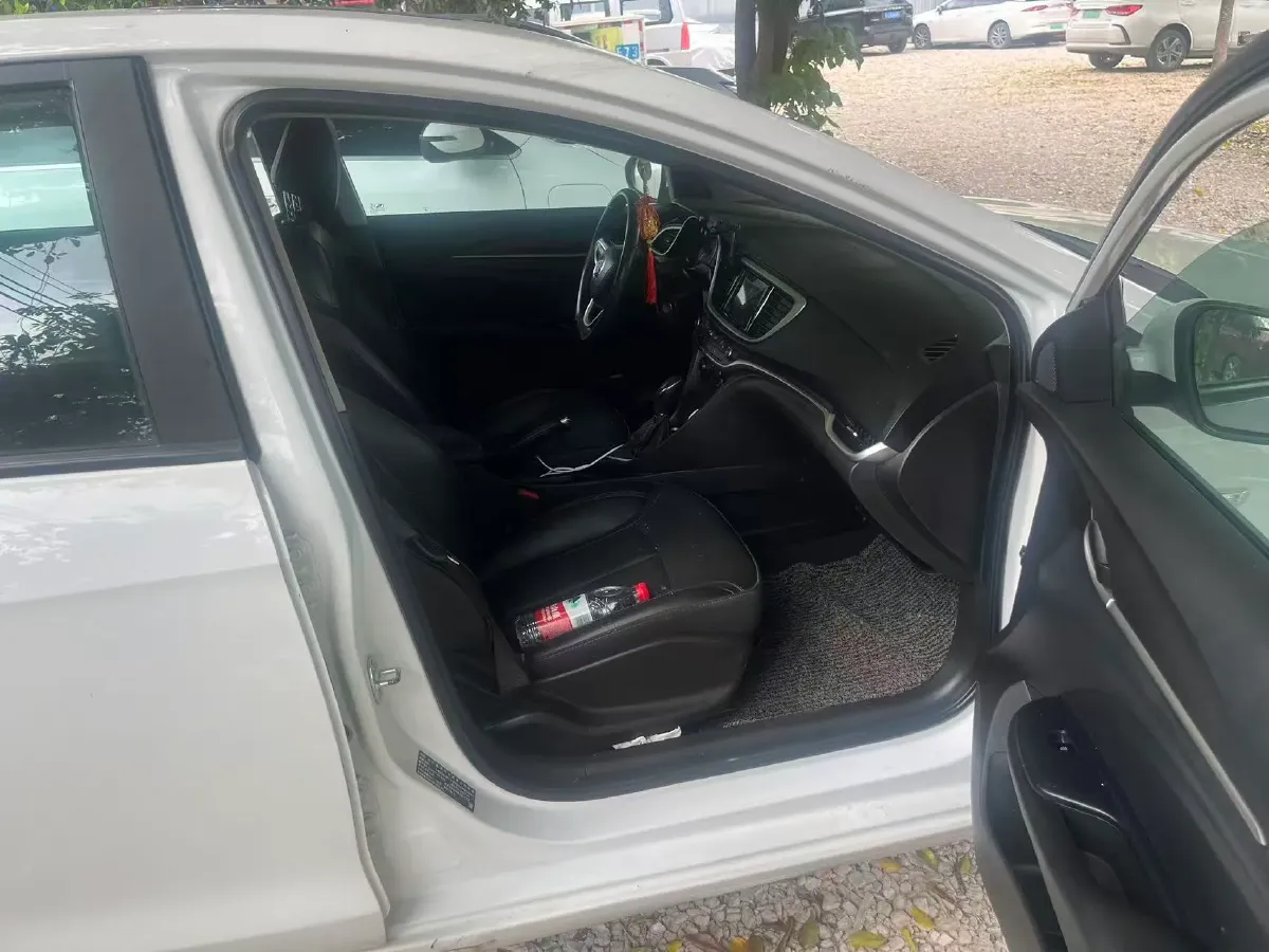 2021 Buick Excelle 1.5L 113HP L4 6AT,autocango,china used car exporter,china ev exporter,chinese used car exporter,chinese used ev exporter