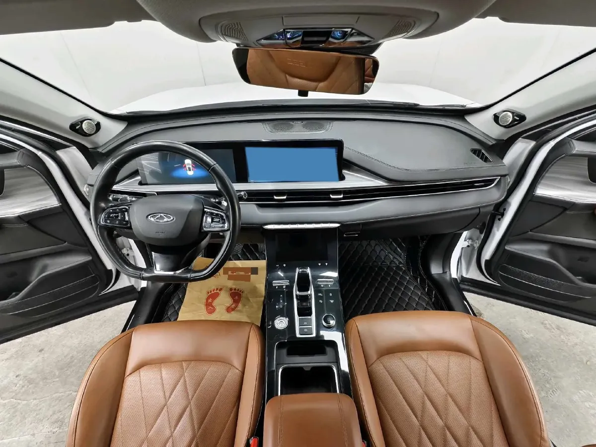 2021 Chery Tiggo 8 Plus 1.6T 197HP L4 7DCT,autocango,china used car exporter,china ev exporter,chinese used car exporter,chinese used ev exporter