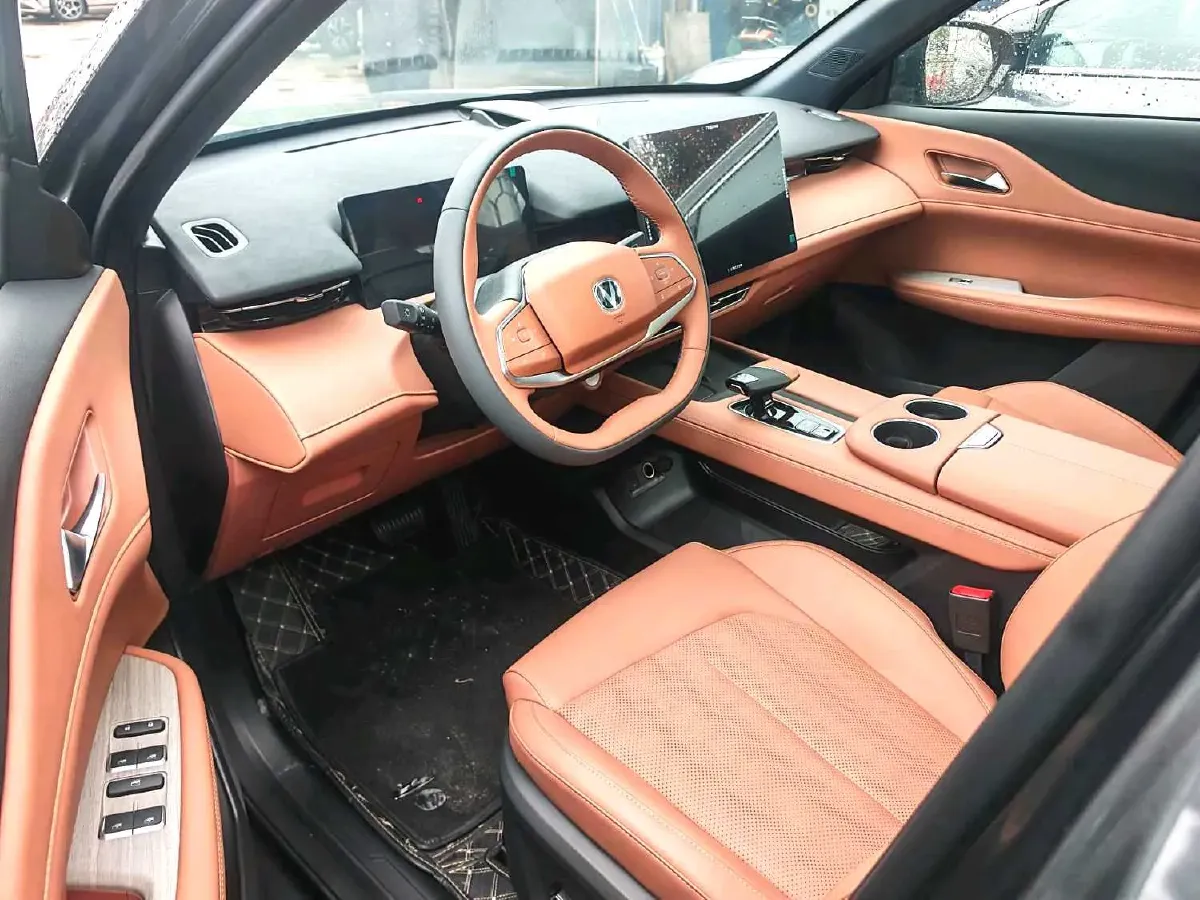 2025 ChangAn UNI-Z 1.5L 98HP L4 E-CVT PHEV,autocango,china used car exporter,china ev exporter,chinese used car exporter,chinese used ev exporter