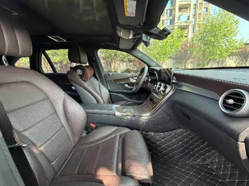 2021 Mercedes-Benz GLC Class 2.0T 197HP L4 9AT,autocango,china used car exporter,china ev exporter,chinese used car exporter,chinese used ev exporter