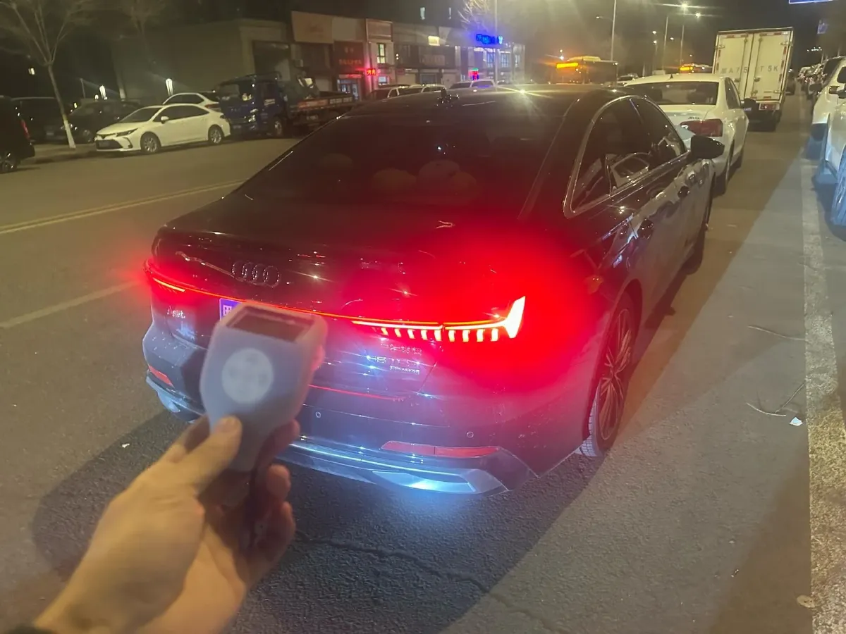 2020 Audi A6L 3.0T 340HP V6 7DCT,autocango,china used car exporter,china ev exporter,chinese used car exporter,chinese used ev exporter