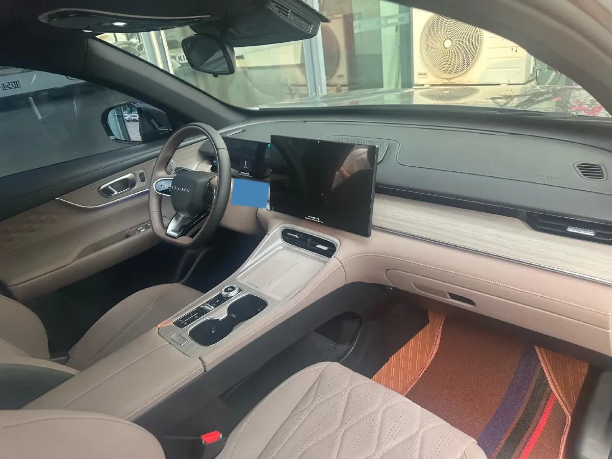 2025 Chery Tiggo 8 Plus 1.6T 197HP L4 7DCT,autocango,china used car exporter,china ev exporter,chinese used car exporter,chinese used ev exporter