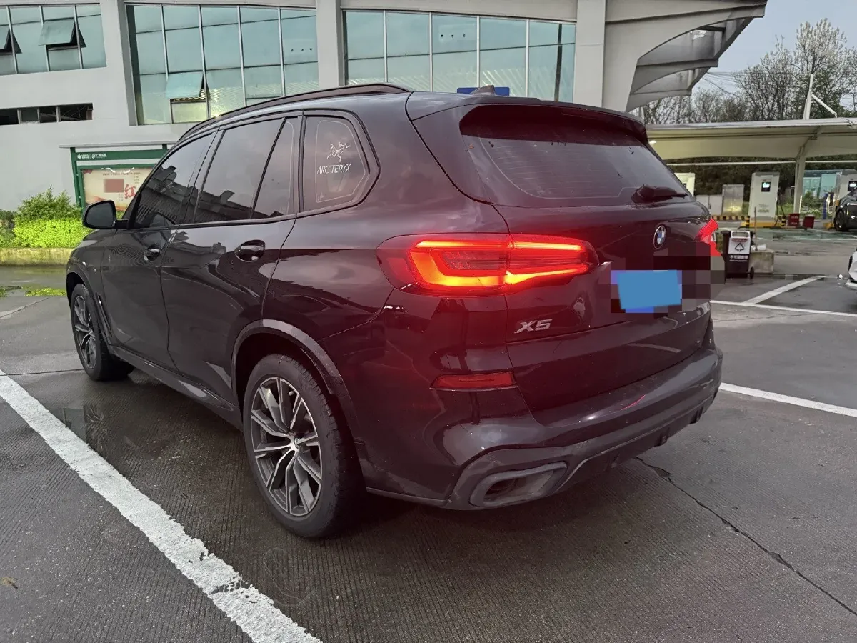 2021 BMW X5 2.0T 265HP L4 8AT,autocango,china used car exporter,china ev exporter,chinese used car exporter,chinese used ev exporter