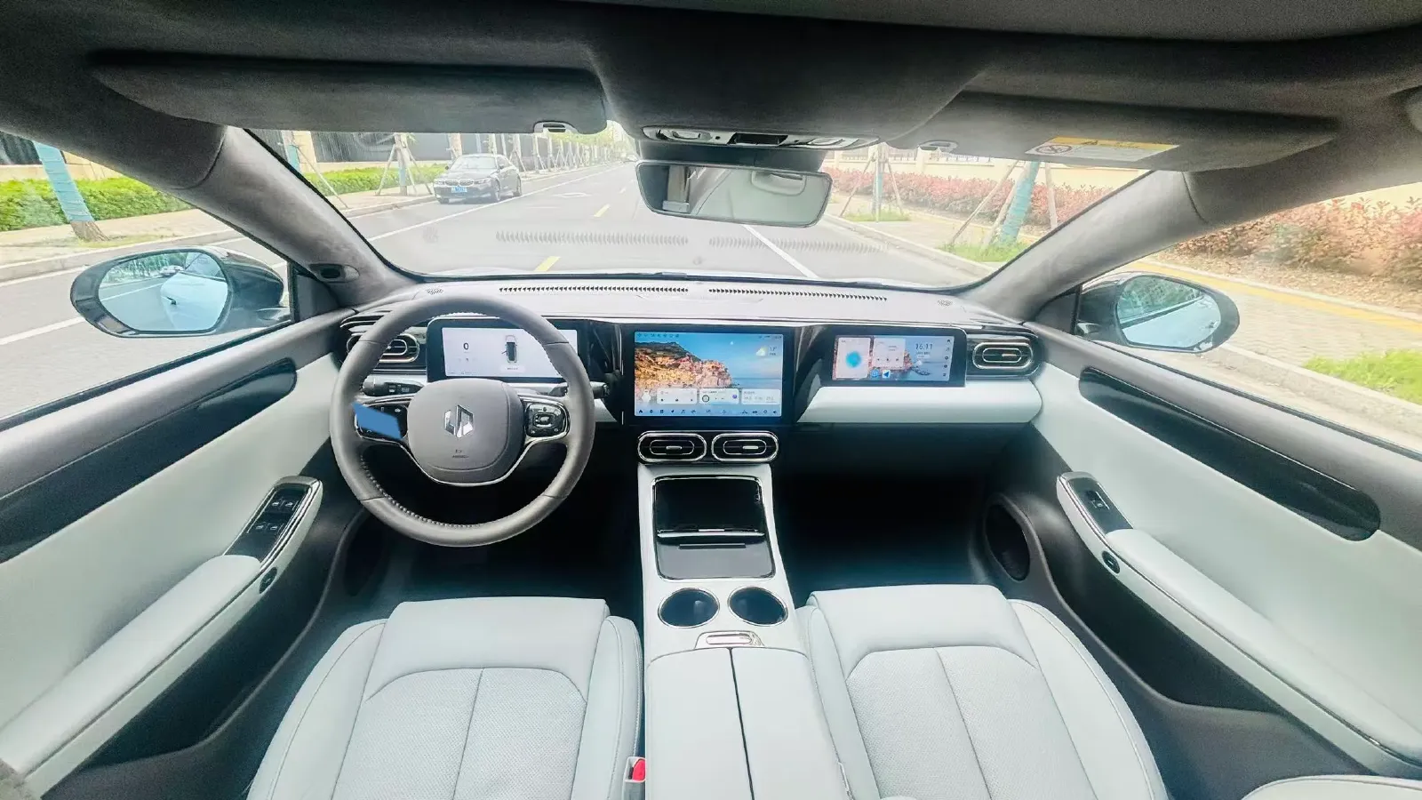 2022 Leapmotor C01 BEV 90KWH,autocango,china used car exporter,china ev exporter,chinese used car exporter,chinese used ev exporter