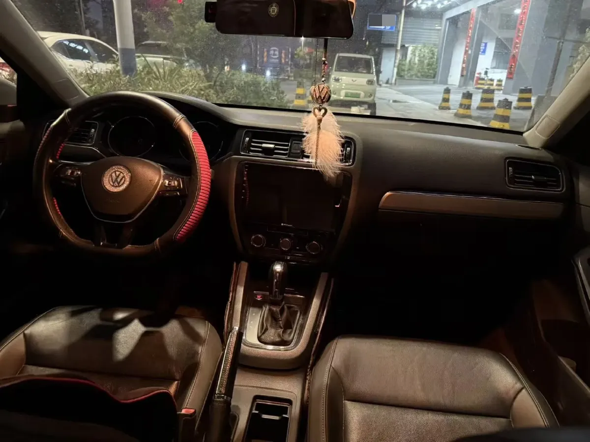 2018 Volkswagen Sagitar 1.2T 110HP L4 7DCT,autocango,china used car exporter,china ev exporter,chinese used car exporter,chinese used ev exporter