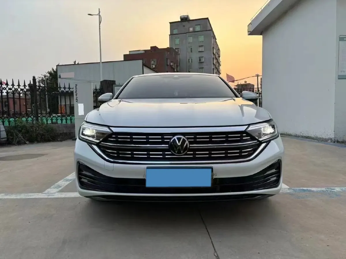2023 Volkswagen Sagitar 1.5T 160HP L4 7DCT,autocango,china used car exporter,china ev exporter,chinese used car exporter,chinese used ev exporter
