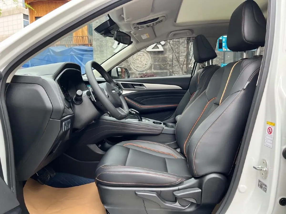 2021 Haval F7 1.5T 169HP L4 7DCT,autocango,china used car exporter,china ev exporter,chinese used car exporter,chinese used ev exporter