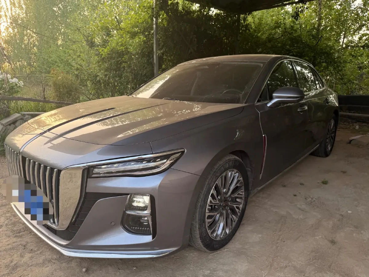 2023 HongQi H5 2.0T 224HP L4 8AT,autocango,china used car exporter,china ev exporter,chinese used car exporter,chinese used ev exporter