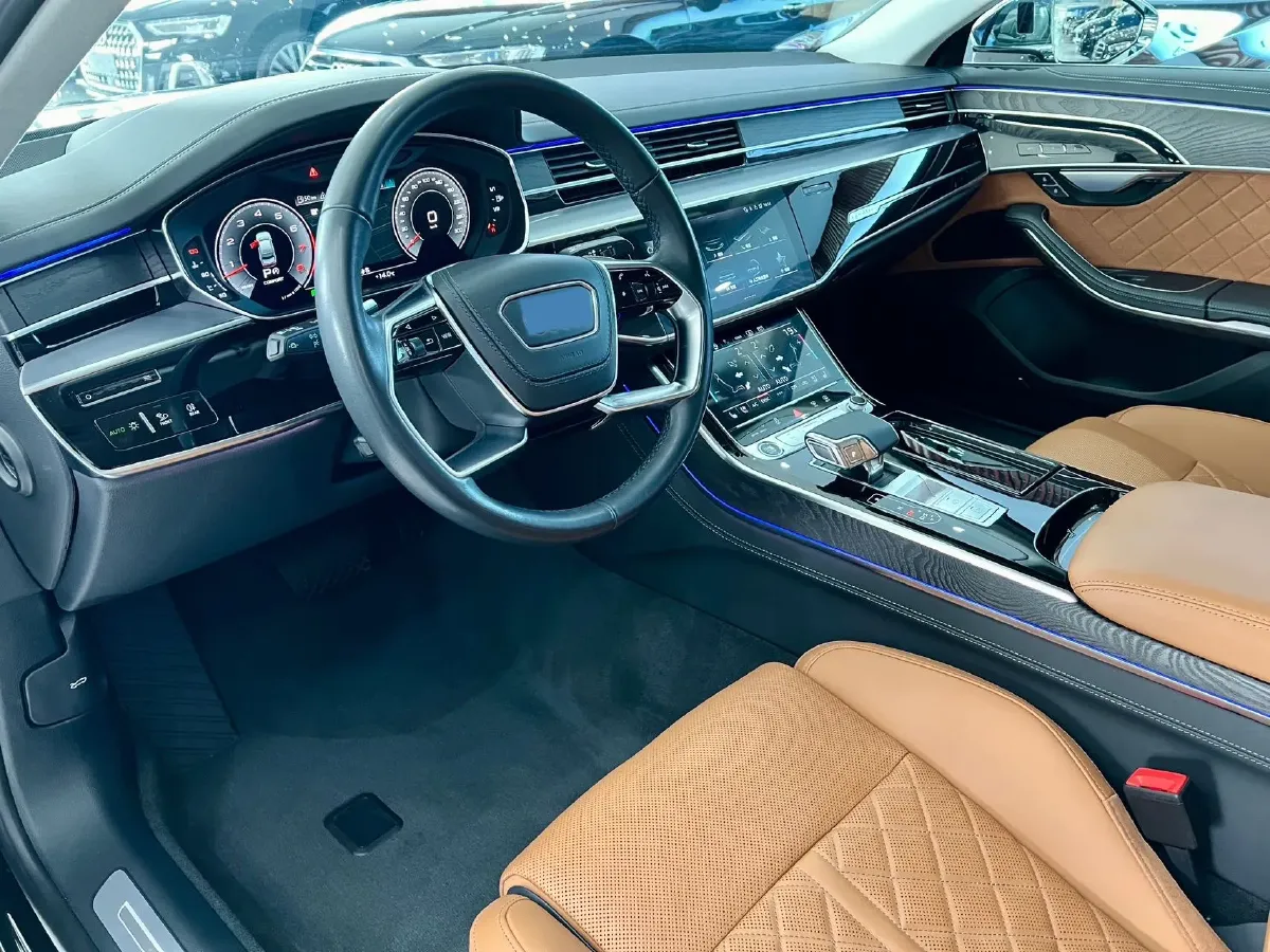 2022 Audi A8 3.0T 340HP V6 8AT,autocango,china used car exporter,china ev exporter,chinese used car exporter,chinese used ev exporter