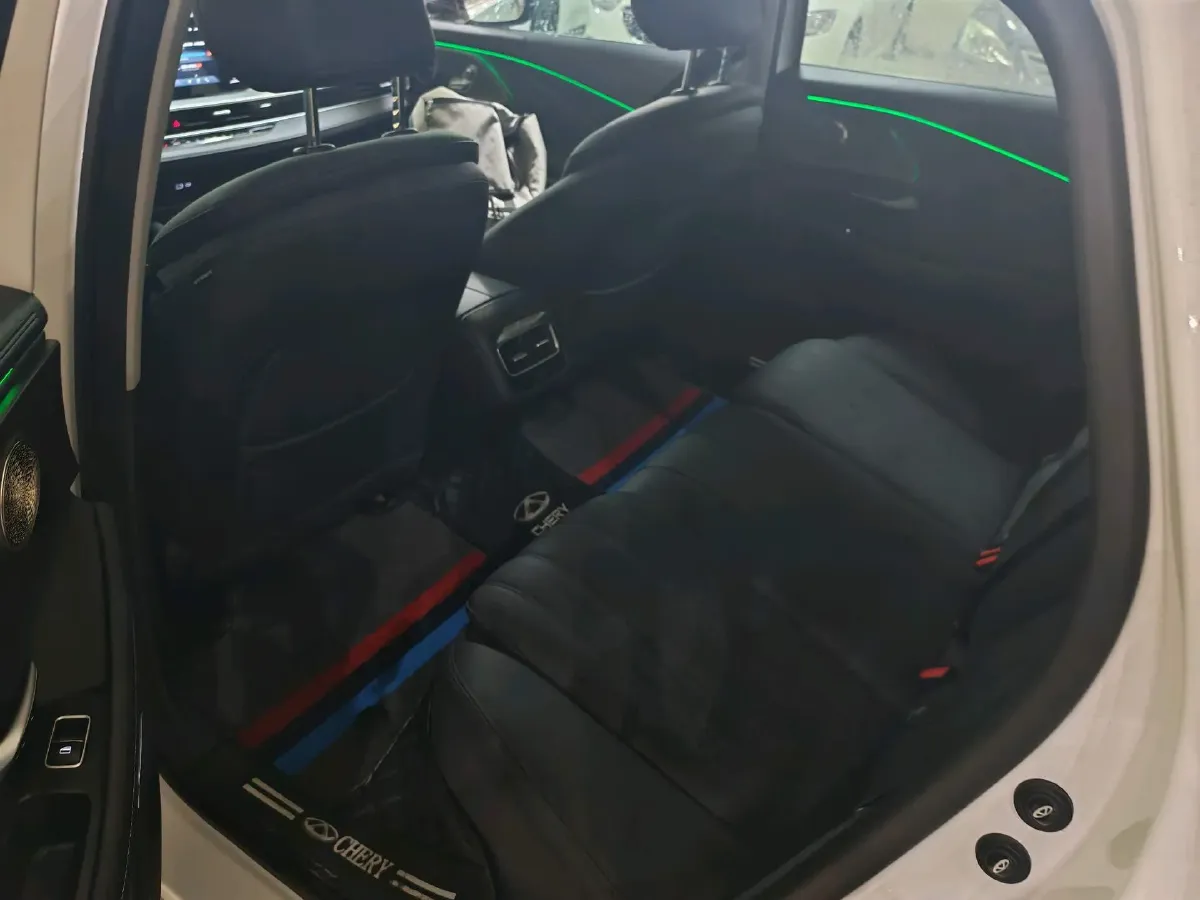 2024 Fulwin FulwinA8 1.5T 156HP L4 1DHT PHEV 18.3KWH,autocango,china used car exporter,china ev exporter,chinese used car exporter,chinese used ev exporter