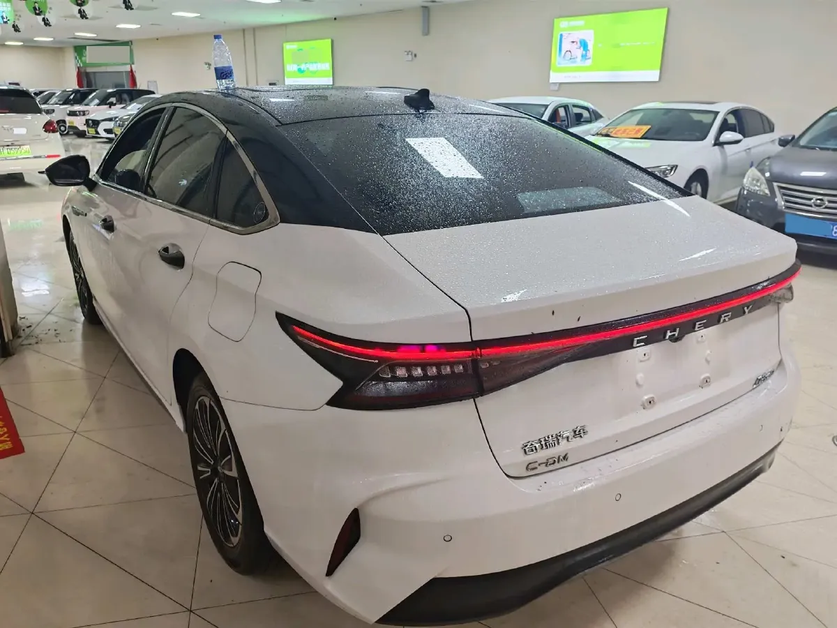 2024 Fulwin FulwinA8 1.5T 156HP L4 1DHT PHEV 18.3KWH,autocango,china used car exporter,china ev exporter,chinese used car exporter,chinese used ev exporter