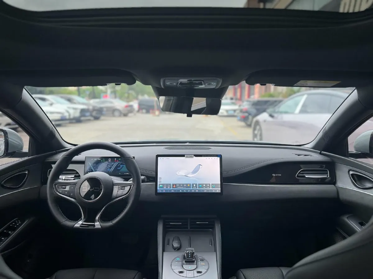 2025 BYD Seal06 1.5L 101HP L4 E-CVT PHEV 10.08KWH,autocango,china used car exporter,china ev exporter,chinese used car exporter,chinese used ev exporter