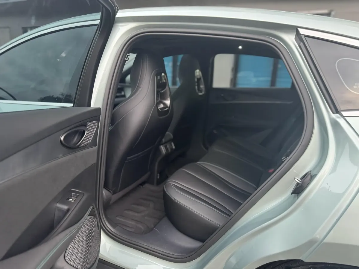 2025 BYD Seal06 1.5L 101HP L4 E-CVT PHEV 10.08KWH,autocango,china used car exporter,china ev exporter,chinese used car exporter,chinese used ev exporter