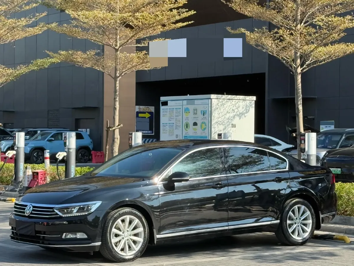 2019 Chevrolet Malibu XL 2.0T 241HP L4 9AT,autocango,china used car exporter,china ev exporter,chinese used car exporter,chinese used ev exporter
